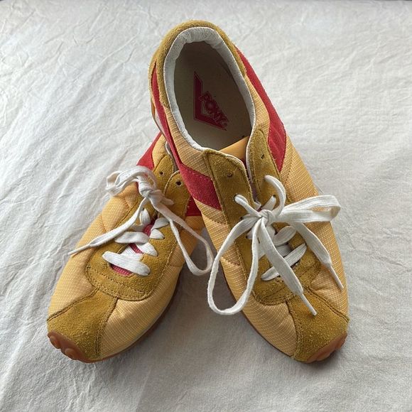 Pony Shoes - Pony She Run ‘78 Low Running Shoes Womens Size 8.5